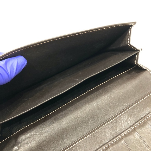 Gucci Brown GG Canvas Heart Plate Long Wallet Sku#84585 (Gently used) - Picture 14 of 16